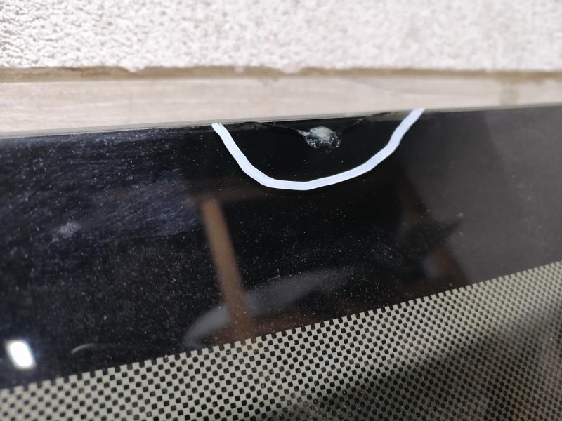 Logan №52 стекло лобовое 19 деф