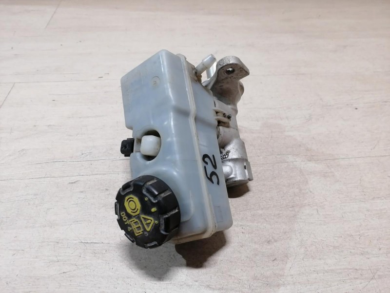 Logan №52 цилиндр тормозной главный с бачком гидро