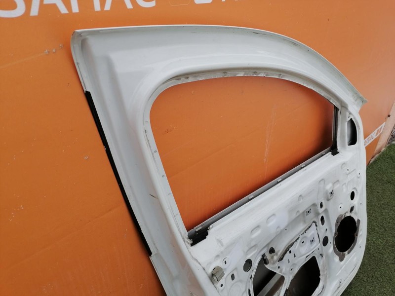 Logan №52 дверь передняя левая деф