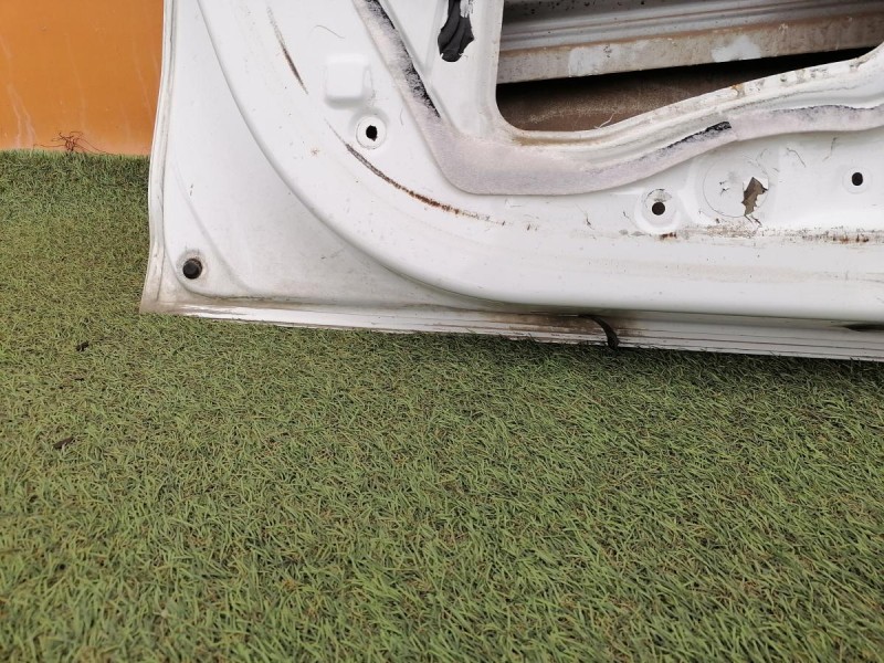 Logan №52 дверь передняя левая деф