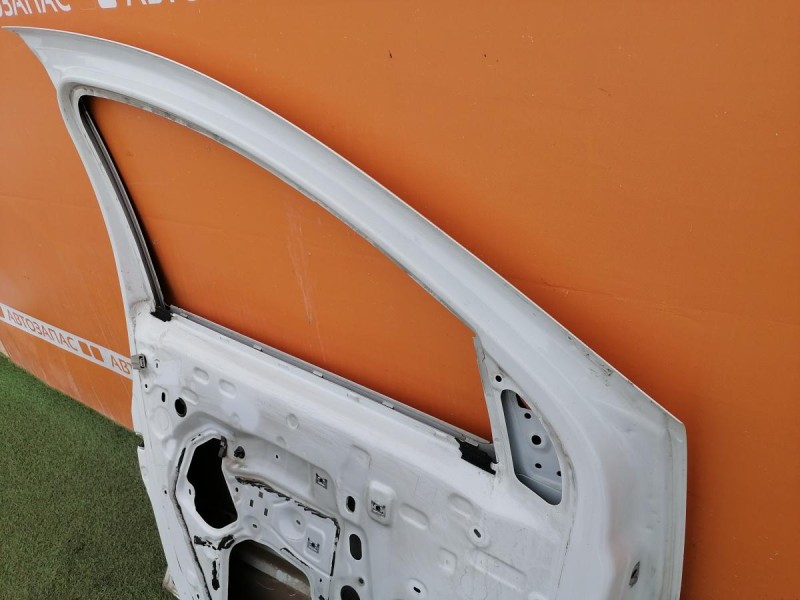 Logan №52 дверь передняя левая деф