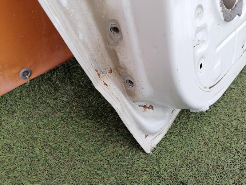 Logan №52 дверь передняя правая деф