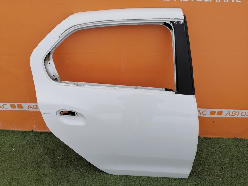 Logan №52 дверь задняя правая