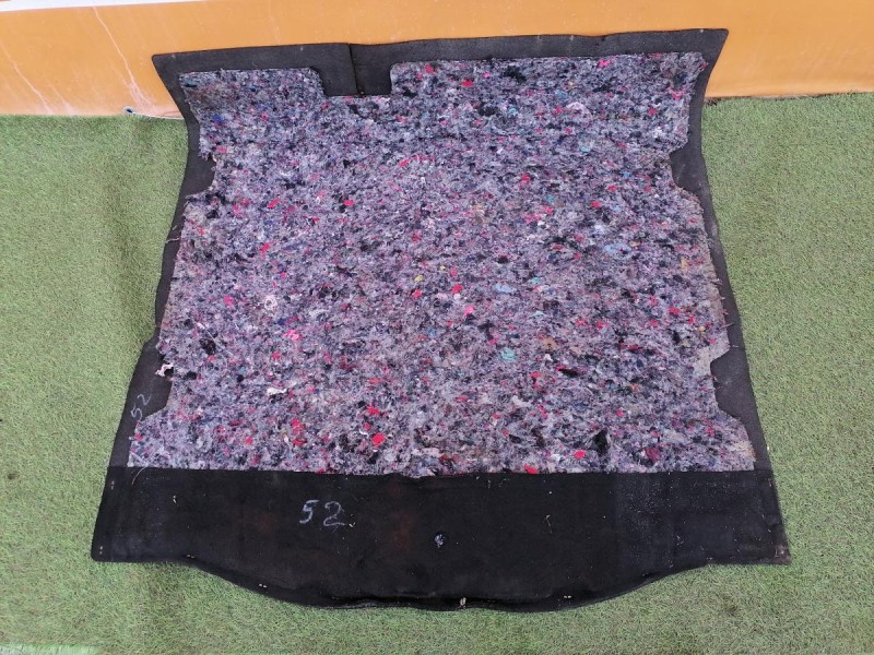 Logan №52 пол багажника