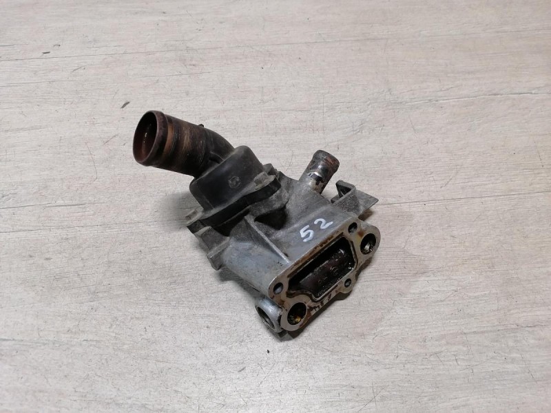 Logan 2 корпус термостата  8 кл