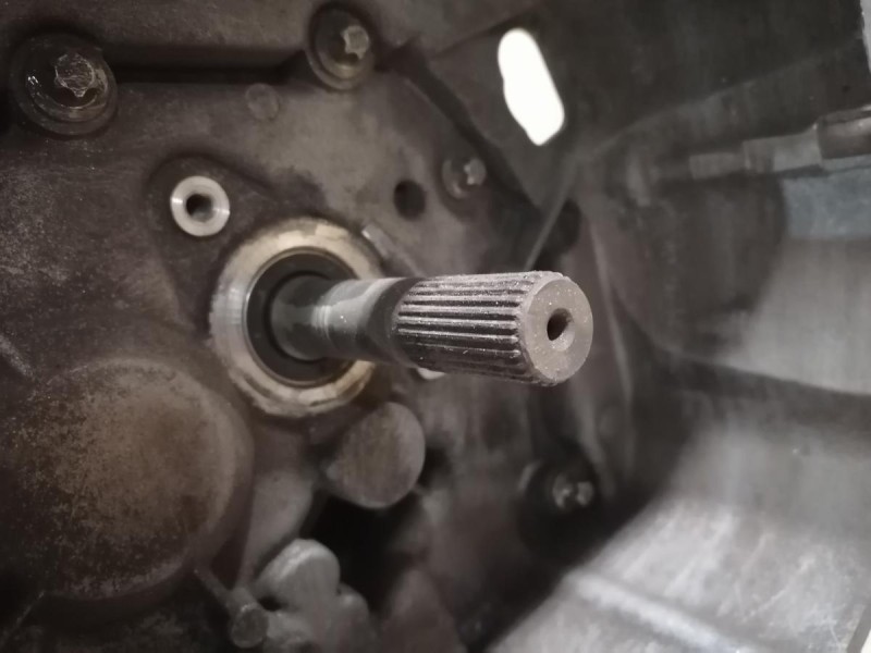 Logan №52 коробка мкпп рест