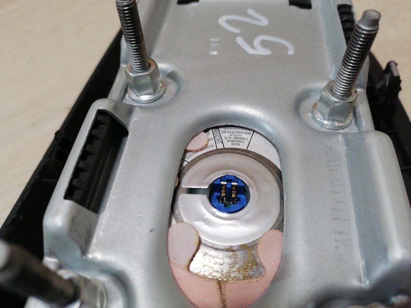 Logan №52 подушка безопасности пассажира деф