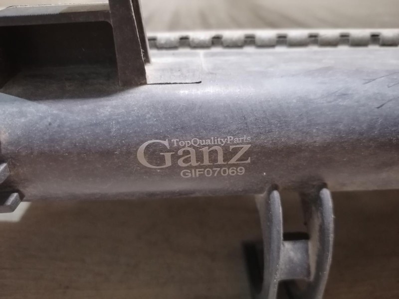 Logan №52 радиатор охлаждения двигателя не ориг деф