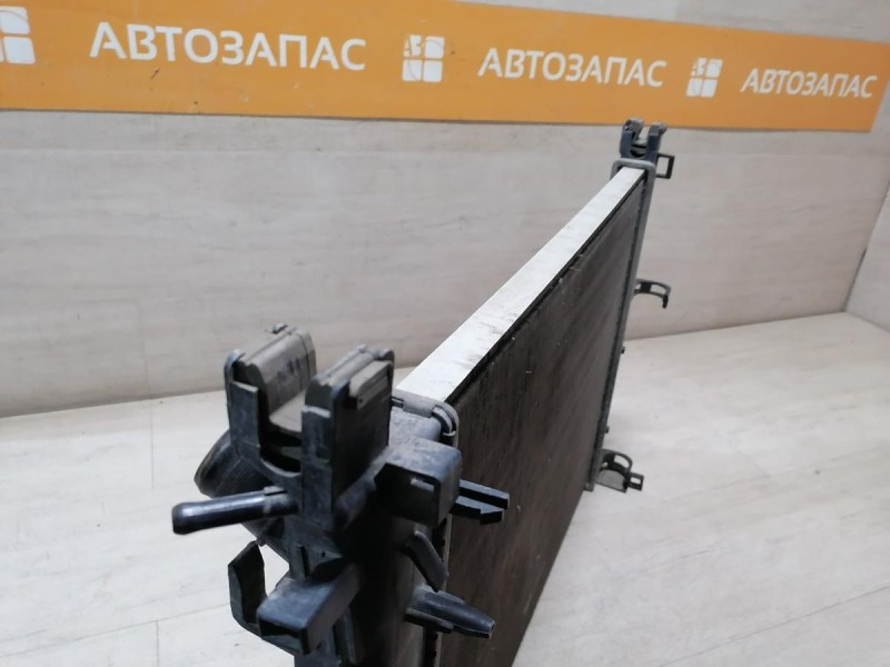 Logan №52 радиатор охлаждения двигателя не ориг деф