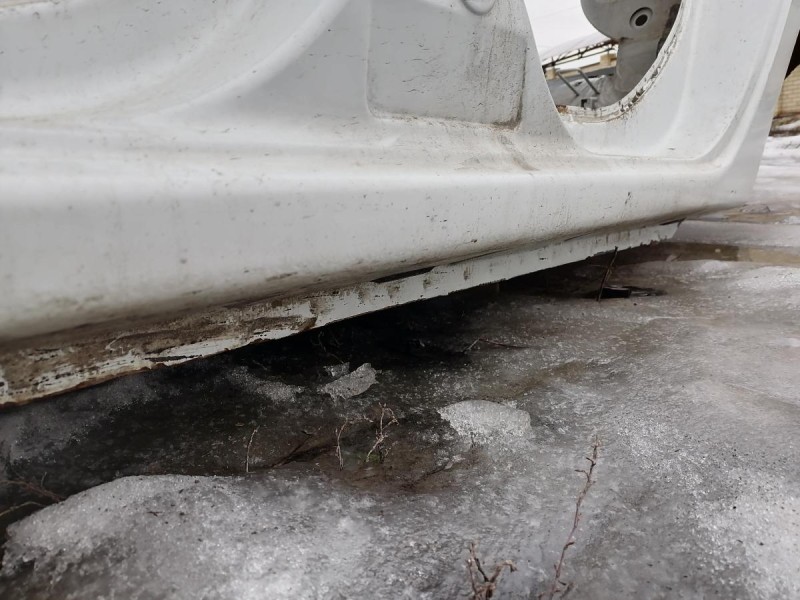 Logan №52 порог левый с сапожком