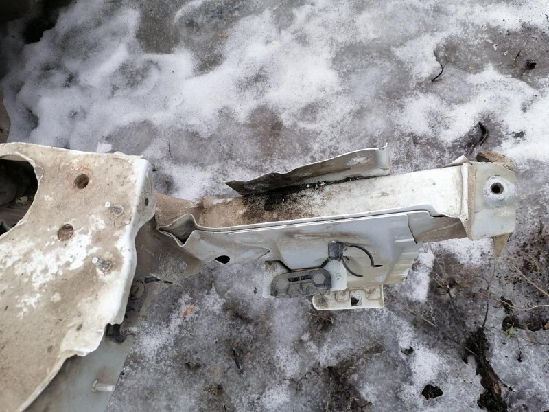 Logan №52 лонжерон правый деф