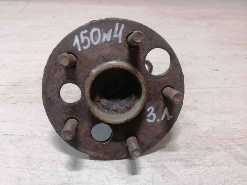 Corolla №4 ступица задняя