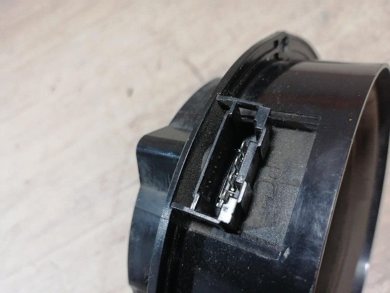 Passat B6 динамик задний