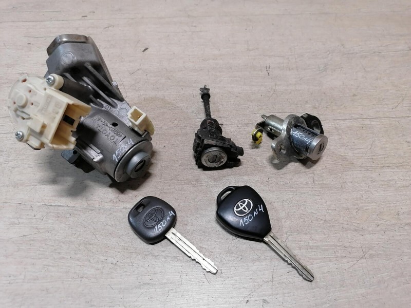 Corolla №4 замок зажигания