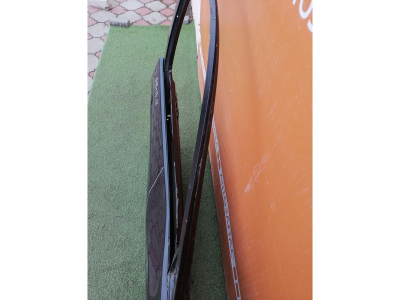 Almera G15 №13 дверь передняя правая деф