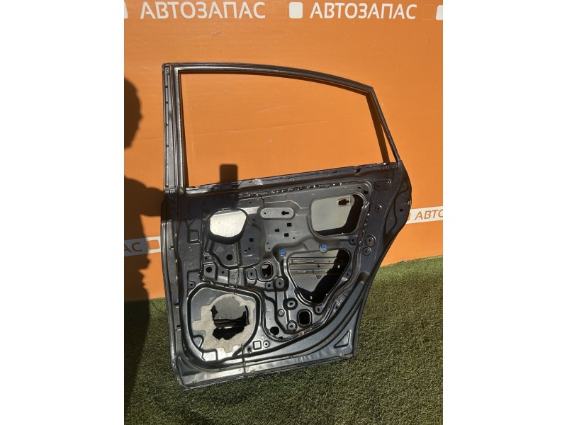 Almera G15 №13 дверь задняя правая