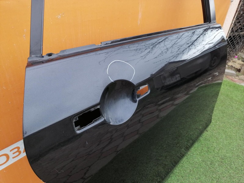 Almera G15 №13 дверь задняя правая деф