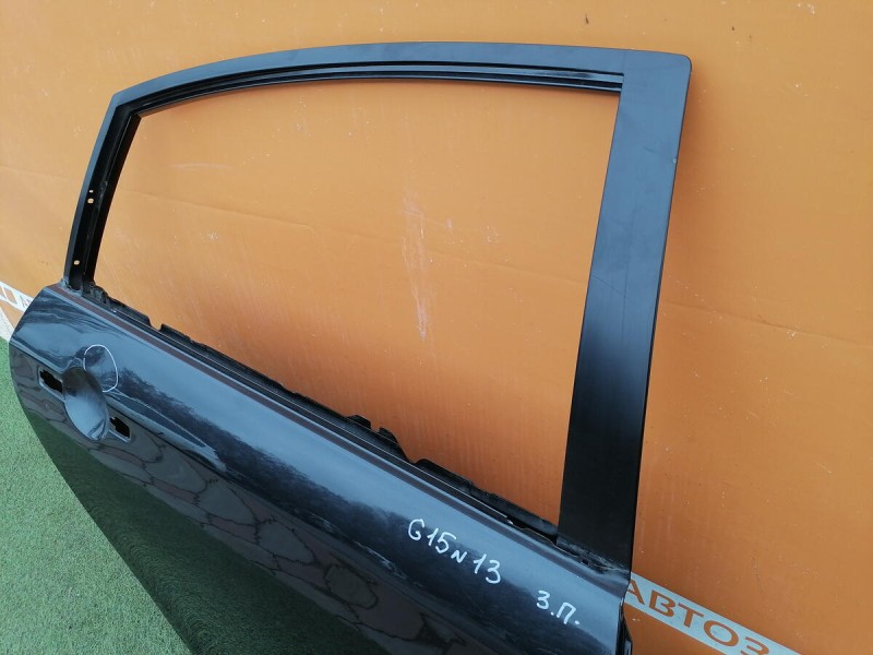 Almera G15 №13 дверь задняя правая деф