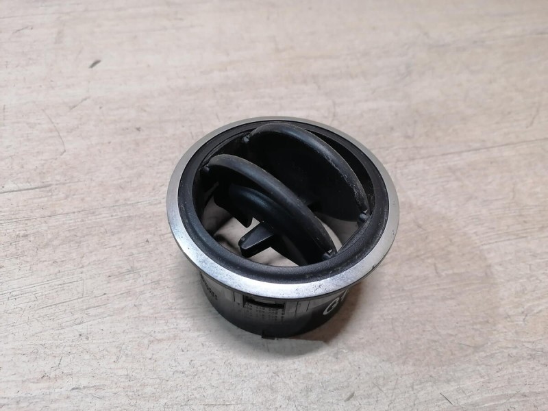 Almera G15 №13 дефлектор торпедо хром