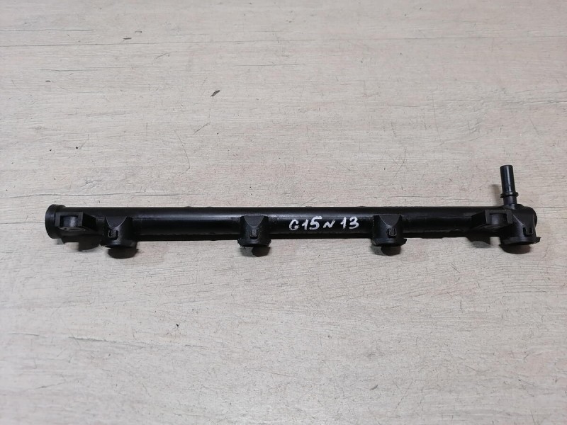 Almera G15 №13 рампа топливная K4M 16кл