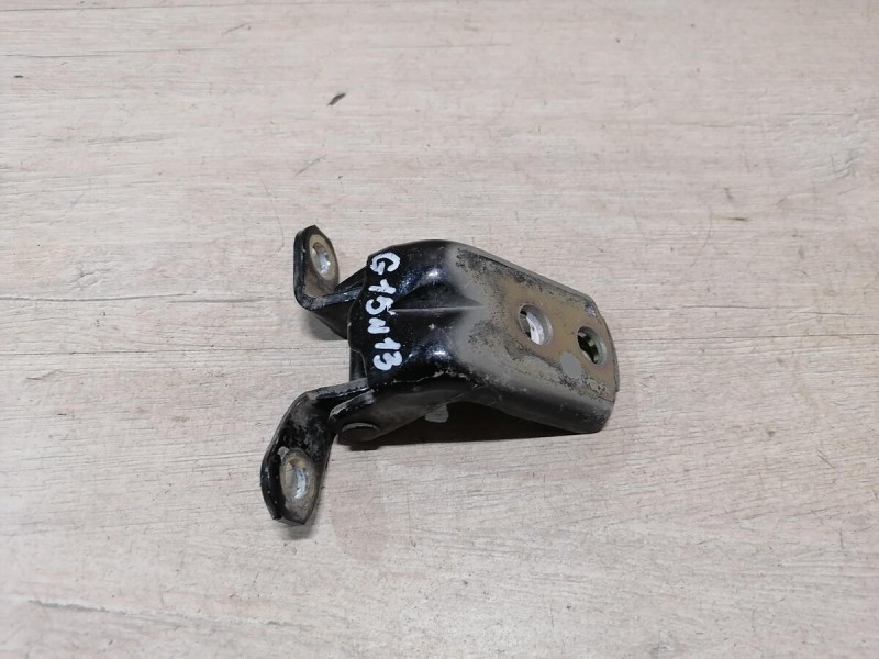 Almera G15 №13 петля двери передняя левая нижняя