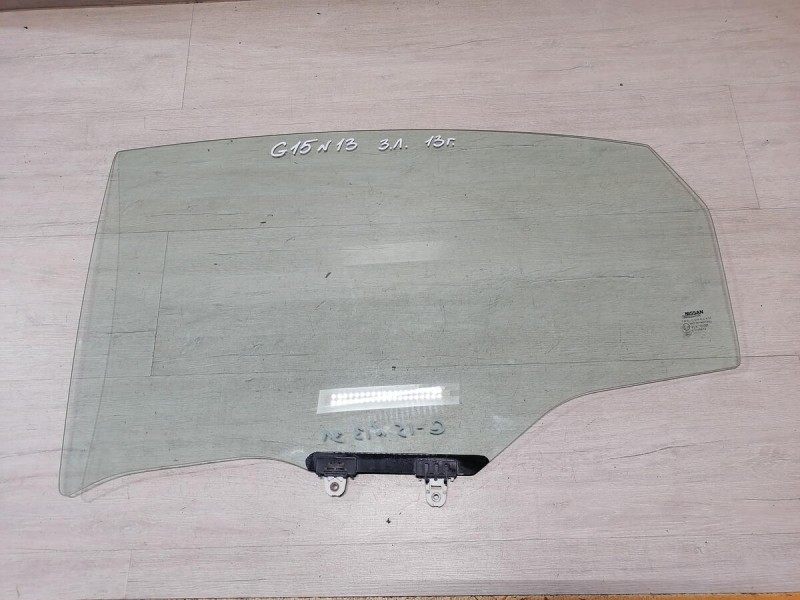 Almera G15 №13 стекло заднее левое 13