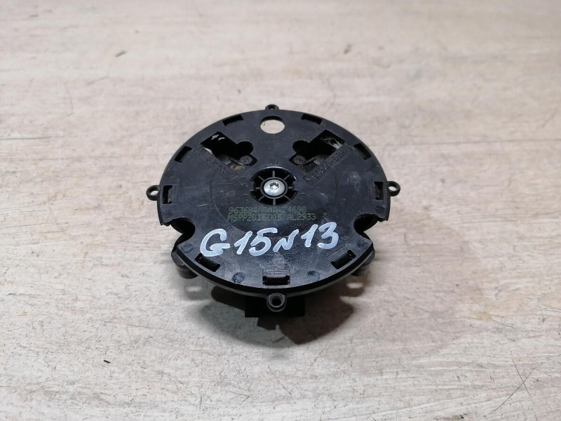Almera G15 №13 моторчик зеркала