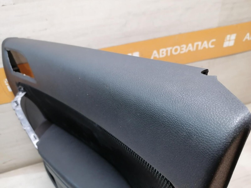 Yeti обшивка двери задняя правая эл