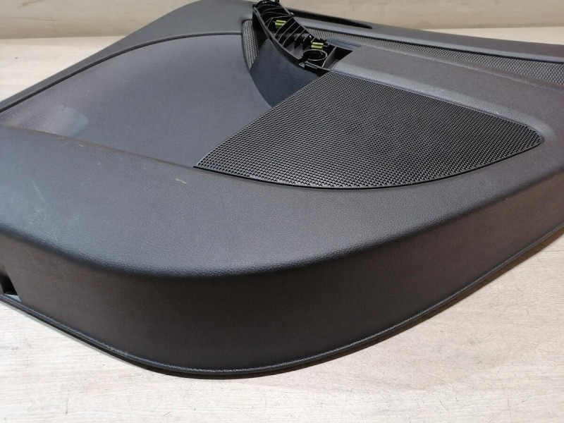 Yeti обшивка двери задняя правая эл