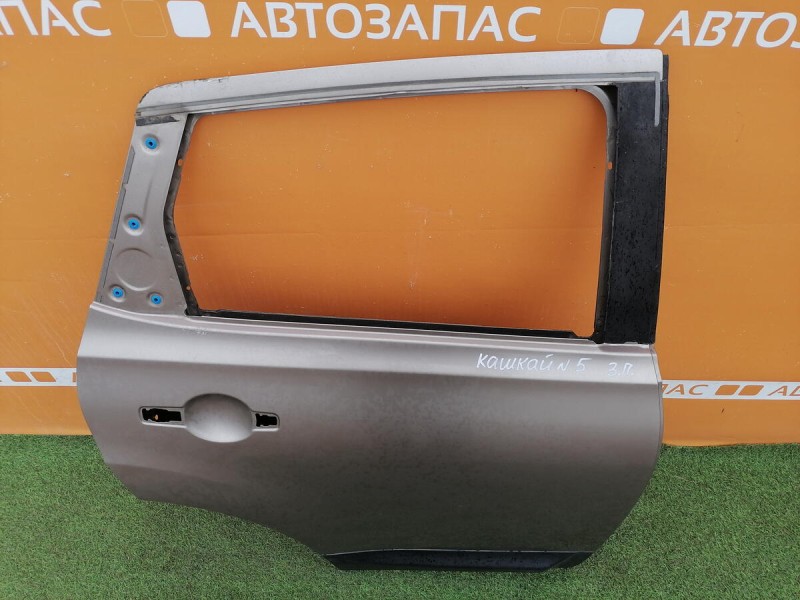 Qashqai №5 дверь задняя правая