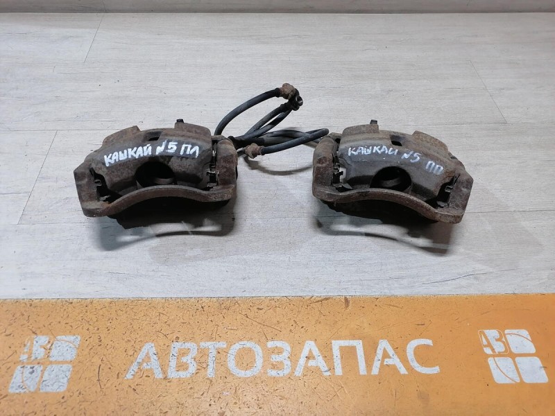Qashqai №5 суппорт передний левый