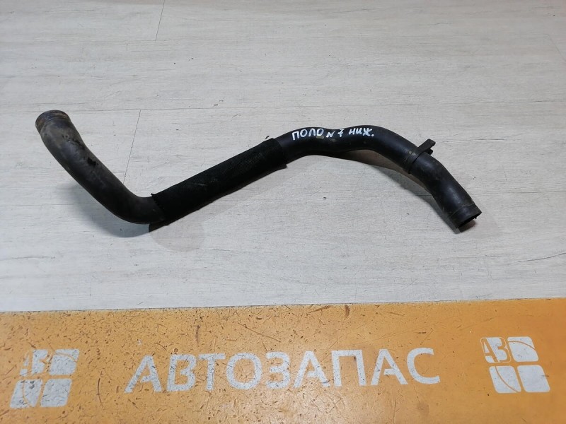 Polo №7 патрубок радиатора нижний