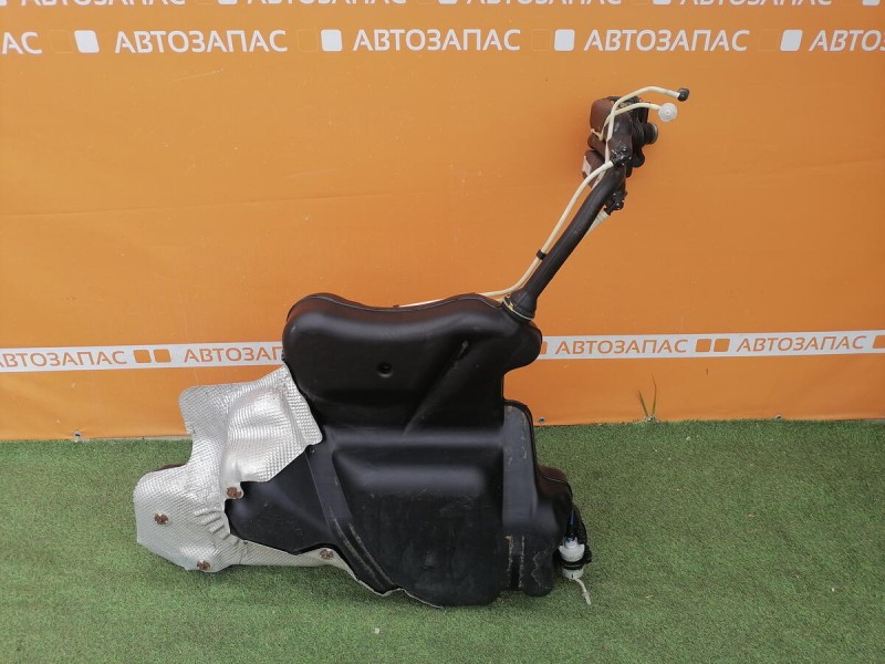 Polo №7 бензобак