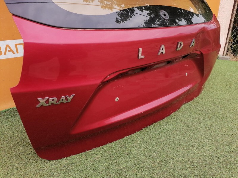 XRay 1 №1 крышка дверь багажника деф