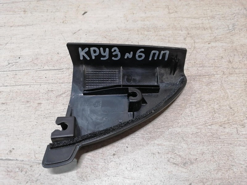 Cruze №6 заглушка зеркала правая