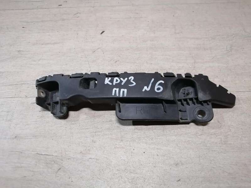 Cruze №6 крепление переднего бампера правое