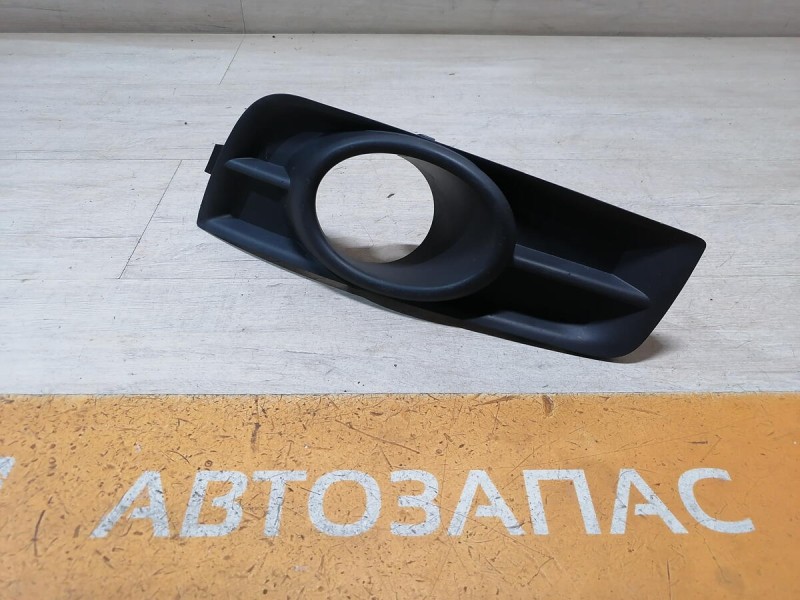 Cruze №6 накладка ПТФ правая