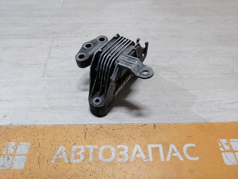 Cruze №6 подушка двигателя правая
