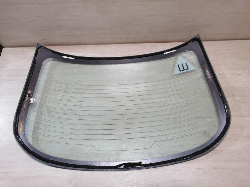 Almera G15 №13 стекло заднее