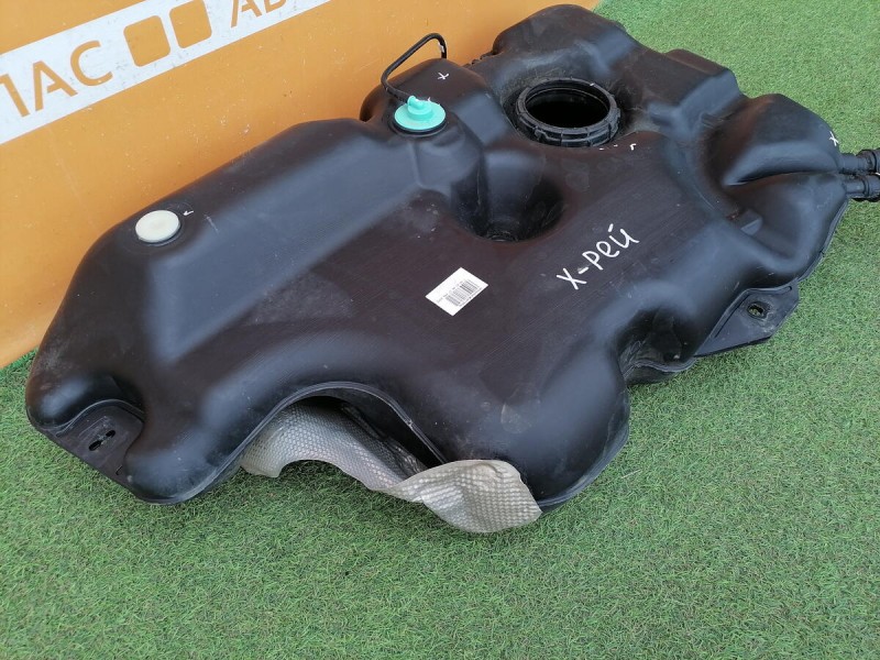 XRay 1 №1 бензобак
