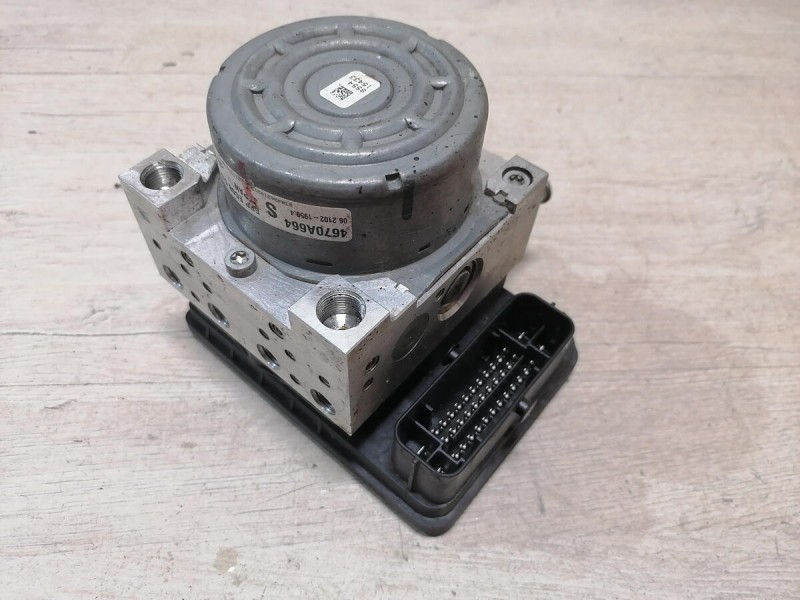Outlander 3 №1 блок АБС ABS 4B11 2.0 146 л.с.