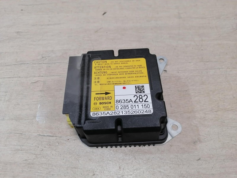 Outlander 3 №1 блок подушек SRS AIR BAG стрел 8635A282