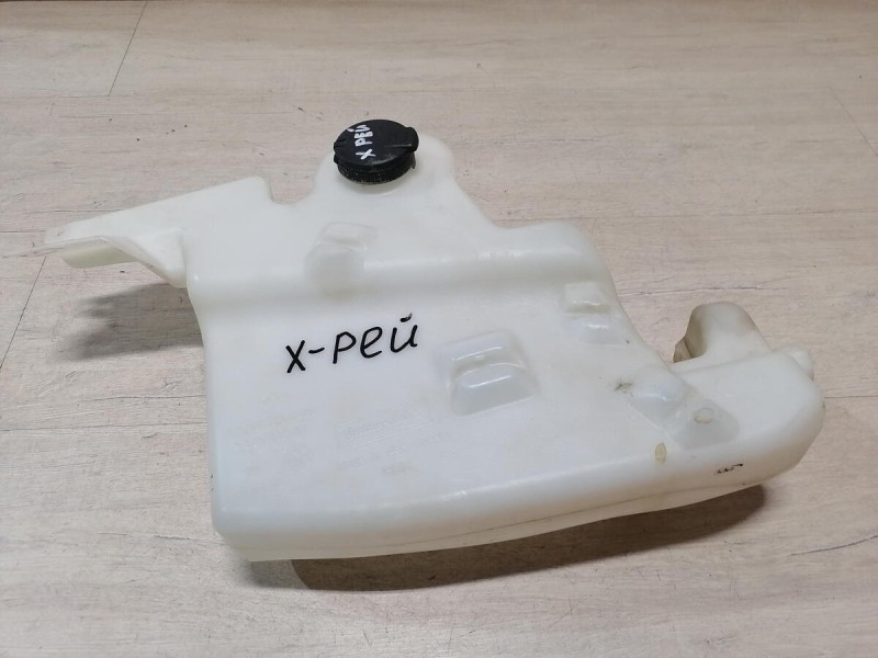 XRay 1 №1 бачок омывателя лобового заднего стекла