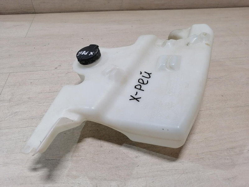 XRay 1 №1 бачок омывателя лобового заднего стекла