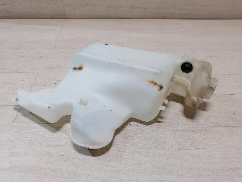 XRay 1 №1 бачок омывателя лобового заднего стекла