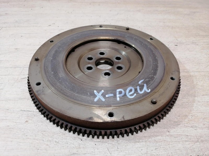 XRay 1 №1 маховик 1,8