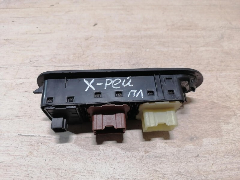XRay 1 №1 блок управления стеклоподъемниками