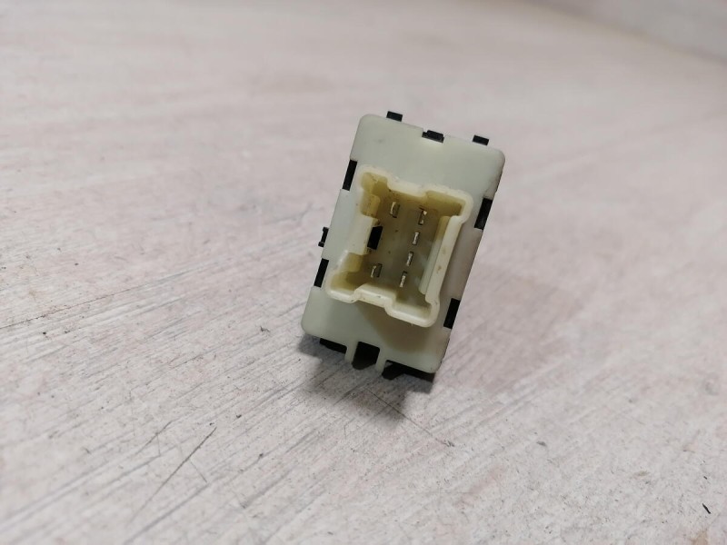 XRay 1 №1 кнопка стеклоподъемника