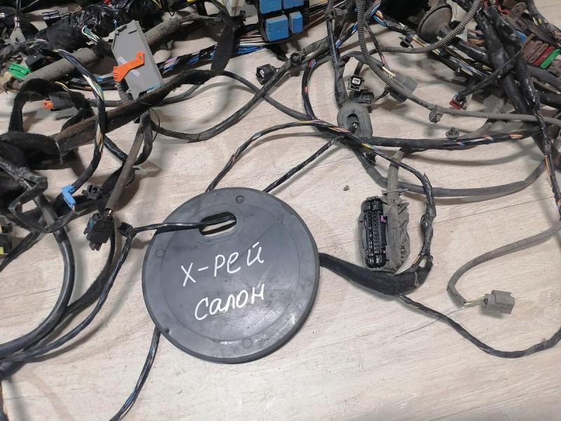 XRay 1 №1 проводка салона под кондиционер