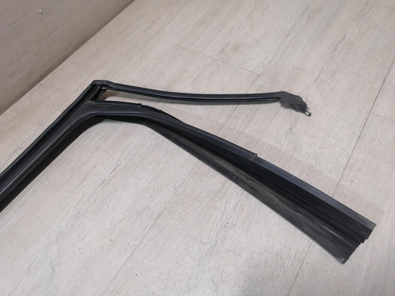 XRay 1 №1 бархотка верхняя задняя правая